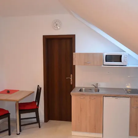 Banff Ubytování v soukromí Bešeňová